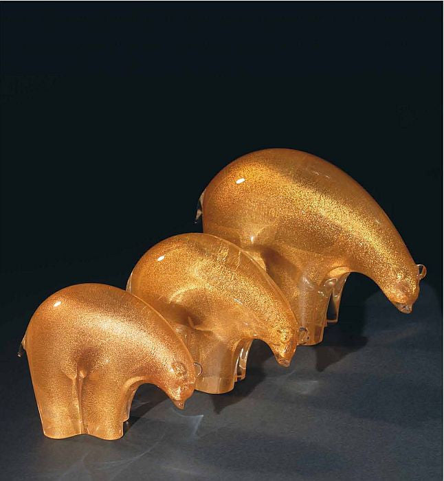 Polar bear family with gold