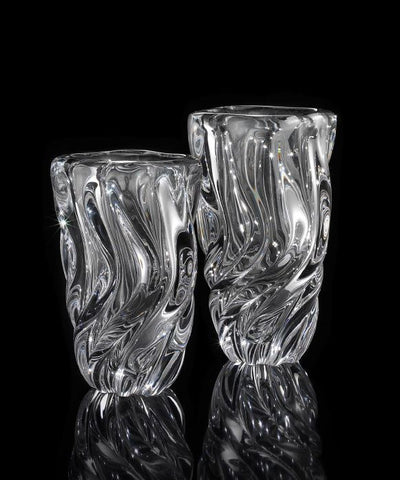 Classic crystal vase in two sizes