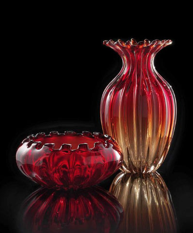 Vase and bowl set in red and tobacco